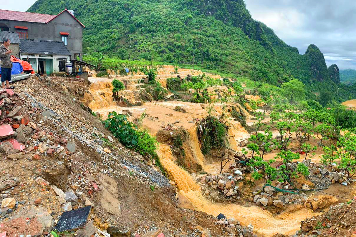 TIN CẢNH BÁO LŨ QUÉT, SẠT LỞ ĐẤT, SỤT LÚN ĐẤT  DO MƯA LŨ HOẶC DÒNG CHẢY TRÊN KHU VỰC TỈNH THANH HÓA